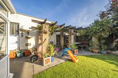 16 Lampton Road, Long Ashton, Bristol, BS41 9AQ