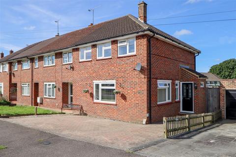 3 bedroom end of terrace house for sale, Hawkesbourne Road, Horsham