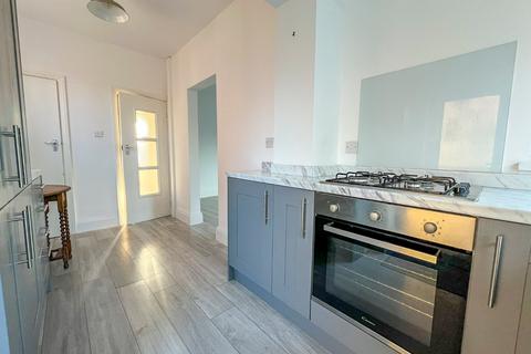15 Lambert Road, Grimsby, DN32 0HT