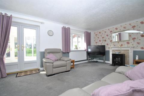 2 bedroom bungalow for sale, Stocking Hill, Cottered, Buntingford, SG9 9PY