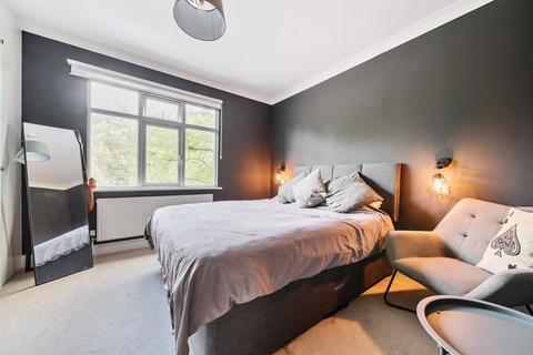 203 Faraday Avenue, Sidcup, DA14 4JE