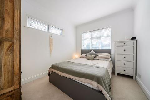 203 Faraday Avenue, Sidcup, DA14 4JE