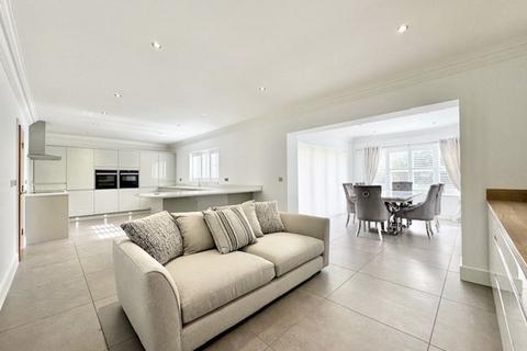 6 bedroom detached house for sale, OAKFIELD LANE, WALTHAM