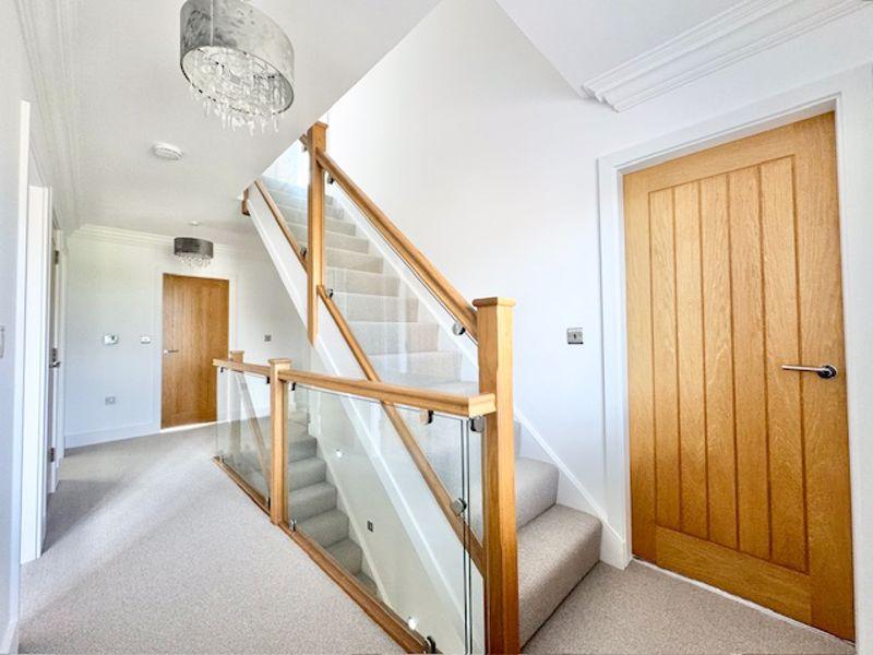 Landing 1st floor