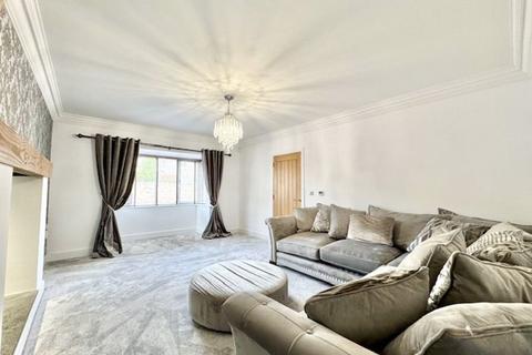 3 Oakfield Lane, Waltham, Grimsby, DN37 0BN