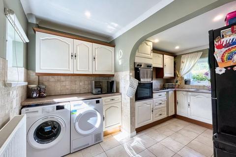 10 Heol Daniel, Cwmllynfell, Swansea, SA9 2FX