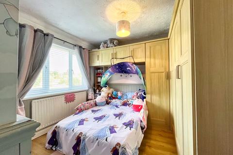 10 Heol Daniel, Cwmllynfell, Swansea, SA9 2FX