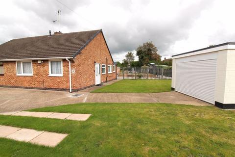 3 bedroom bungalow for sale, Priors Barn Close, Derby