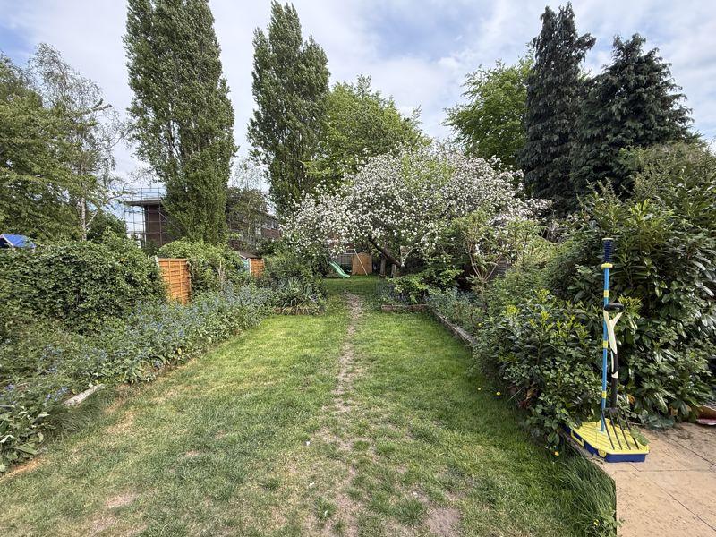 Photo 28
