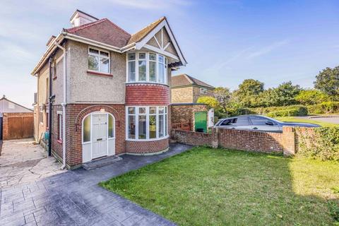 4 bedroom detached house for sale, Grant Road, Farlington