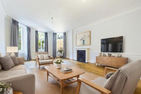 2 bedroom flat to rent, Bloomsbury Place, Bloomsbury, WC1A