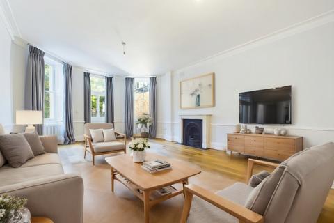 2 bedroom apartment to rent, Bloomsbury Place, Bloomsbury, WC1A