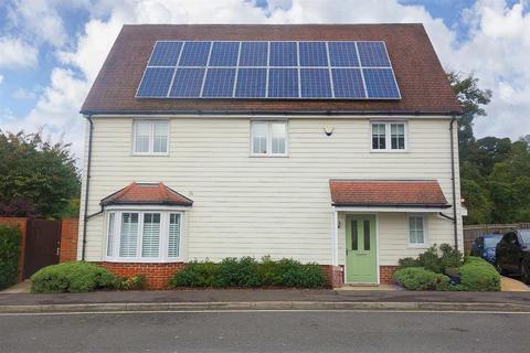 5 Metcalfe Avenue, Carshalton, SM5 4AW