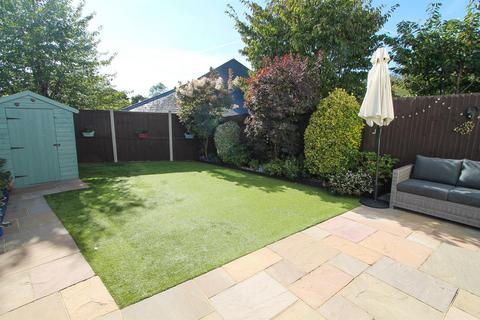 5 Metcalfe Avenue, Carshalton, SM5 4AW