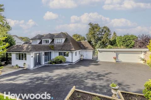 4 bedroom detached house for sale, Seabridge Lane, Seabridge, Newcastle-under-Lyme, Staffordshire