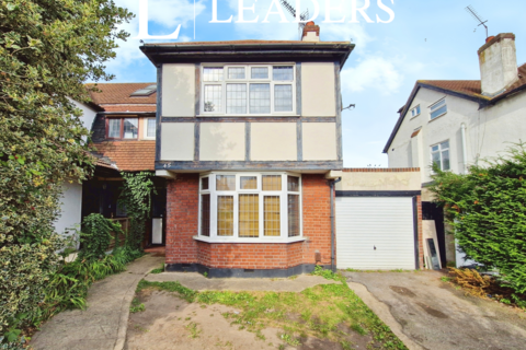 3 bedroom semi-detached house to rent, Prince Avenue, Southend on Sea, SS2