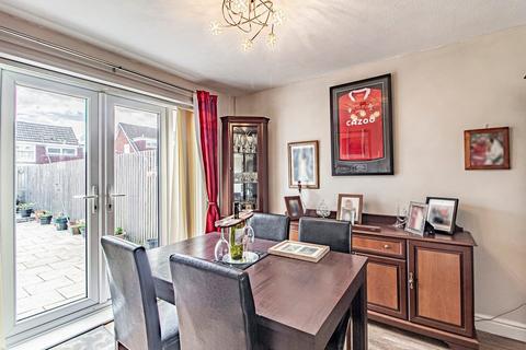 5 Cavendish Place, Beddau, Pontypridd, CF38 2RP