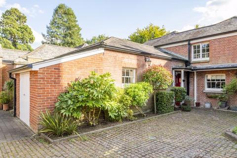 2 bedroom mews for sale, Rocks Road, Uckfield