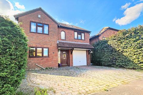 6 bedroom detached house for sale, Cuckoo Lane, Stubbington, Fareham, PO14