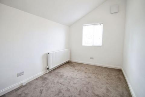 19 Tachbrook Road, Uxbridge, UB8 2QS