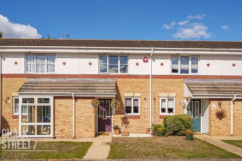 2 bedroom terraced house for sale, Bancroft Chase, Hornchurch, RM12