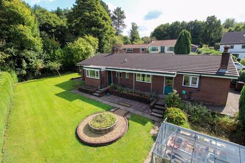 2 bedroom detached bungalow for sale, Kilaguni, The Avenue, Stockton Brook, ST9 9LW.