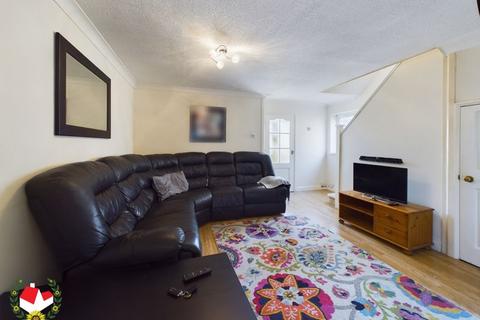 7 Basil Close, Abbeydale, Gloucester, GL4 5TJ
