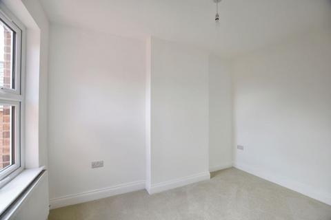 20 Nursery Road, Salisbury, SP2 7HX