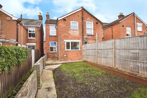20 Nursery Road, Salisbury, SP2 7HX