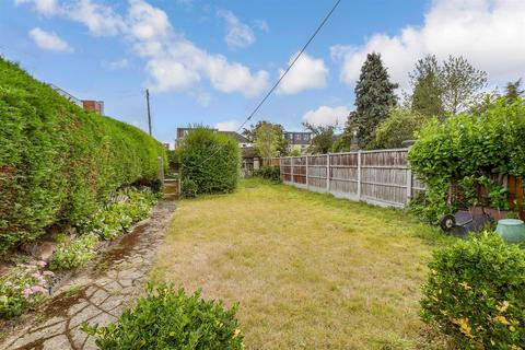 4 bedroom end of terrace house for sale, Felbrigge Road, Goodmayes, Essex