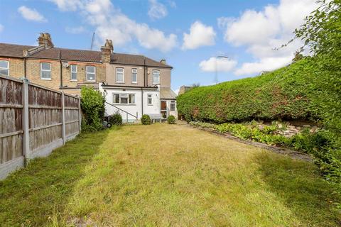 4 bedroom end of terrace house for sale, Felbrigge Road, Goodmayes, Essex