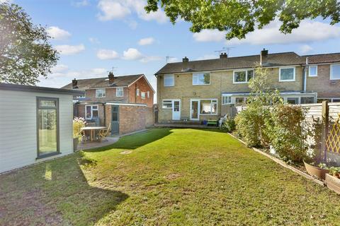 8 Birch Grove, Hempstead, Gillingham, ME7 3RA