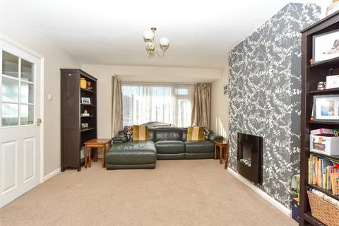 8 Birch Grove, Hempstead, Gillingham, ME7 3RA