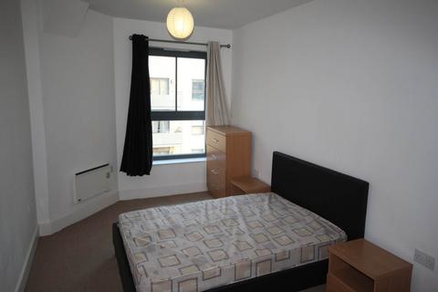 1 bedroom flat to rent, Woolston Warehouse , Grattan Road ,