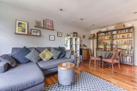 2 bedroom apartment for sale, Palmerston Road, London, N22