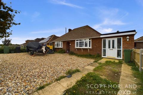 3 bedroom detached bungalow for sale, Highlands Road, Basingstoke RG22