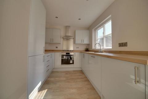 3 bedroom semi-detached house to rent, Watersedge, Frodsham