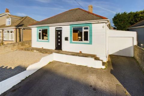 2 bedroom bungalow for sale, Weeth Road, Camborne - Renovated detached bungalow