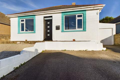 2 bedroom bungalow for sale, Weeth Road, Camborne - Renovated detached bungalow