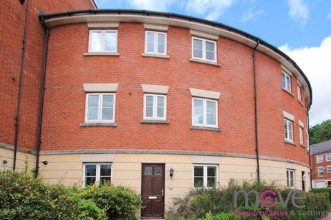 4 bedroom terraced house to rent, Brookbank Close, Cheltenham GL50