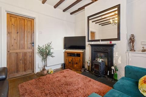 84 Alcester Road, Studley, B80 7NP