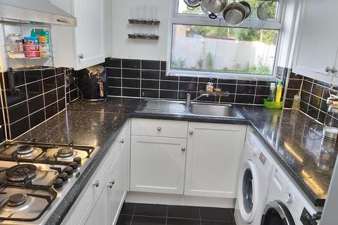 2 bedroom terraced house for sale, Knolton Way, Slough, SL2 5TF