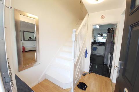 2 bedroom terraced house for sale, Knolton Way, Slough, SL2 5TF