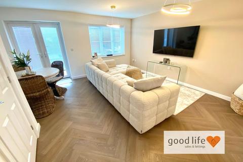 4 Garesfield, Sunderland, SR2 0EQ