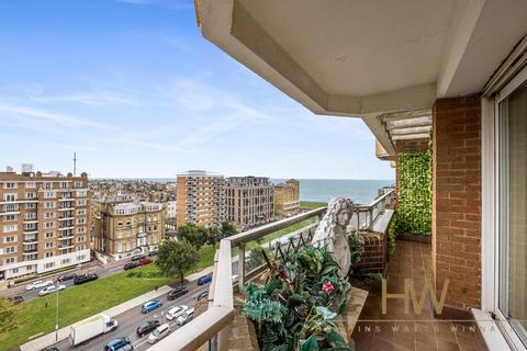 3 bedroom apartment for sale, Grand Avenue, Hove, BN3 2NG