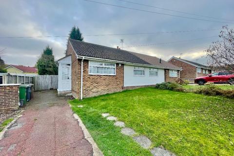 2 bedroom bungalow for sale, Ripley Road, Luton, Bedfordshire, LU4 0AT