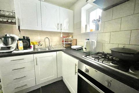 2 bedroom bungalow for sale, Ripley Road, Luton, Bedfordshire, LU4 0AT