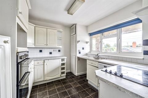 3 bedroom flat for sale, Elm Park, Ferring, Worthing, BN12