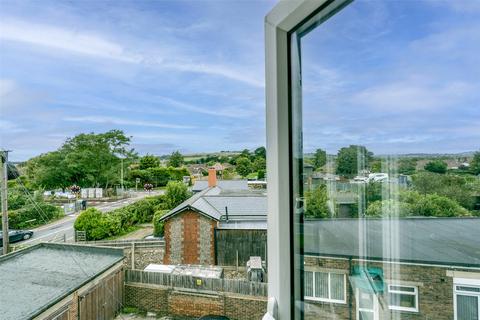 3 bedroom flat for sale, Elm Park, Ferring, Worthing, BN12