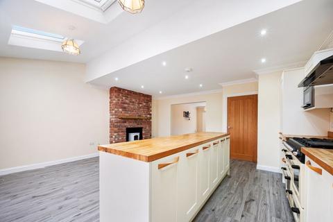 4 bedroom house for sale, Springfield Road, Wigan WN6